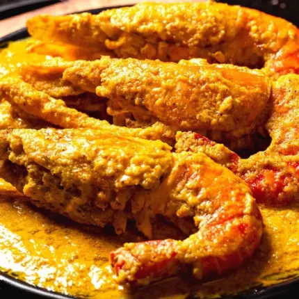 Chingri Mach r Malai Curry